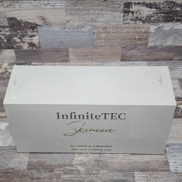InfiniteTEC AQD-6 Portable Facial Tightening Device Hydrating Skin Care Device - Picture 7 of 7